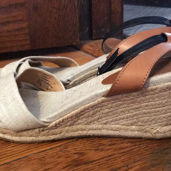 Coach Wedges - Picture 4 of 6